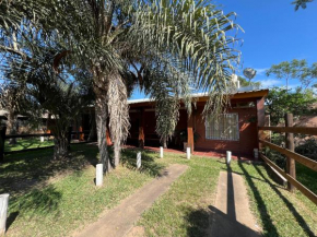 Amplia casaquinta con pileta y parrilla